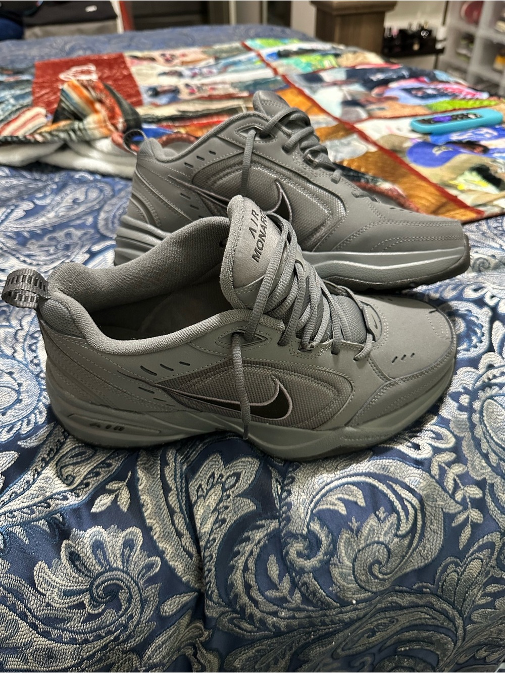 Nike Air Monarch IV